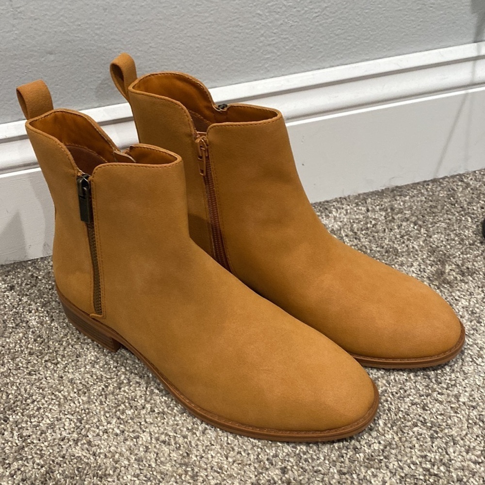 LISYIIZ Light Brown Double Zipper Ankle Boots NWOT - Size 8